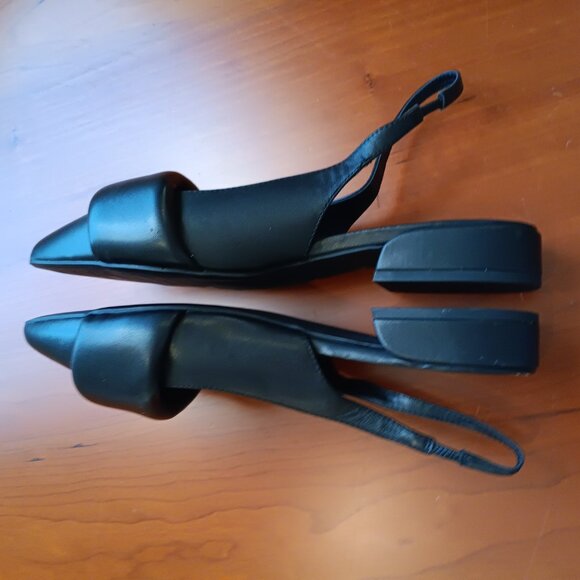 Women's Pointy Toe Leather Slingback Mules by Kenneth Cole - Picture 6 of 7